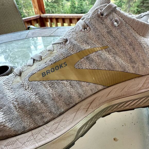 Brooks Bedlam 2 Running Sneaker Womens 9 Knit Mesh Gold Logo Gym Sporty Low Top - Picture 11 of 13